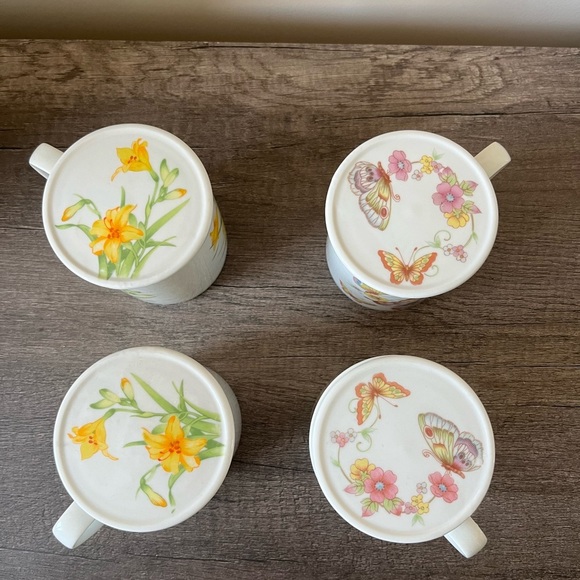 Toscany Collection Japan Butterfly & Floral Vintage Cup with lid Set of 4 - Picture 6 of 11